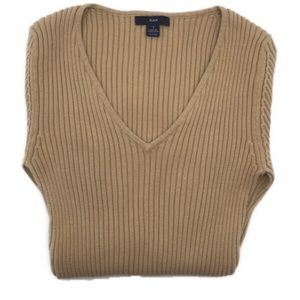 🌸3 for $40 GAP Sweater.